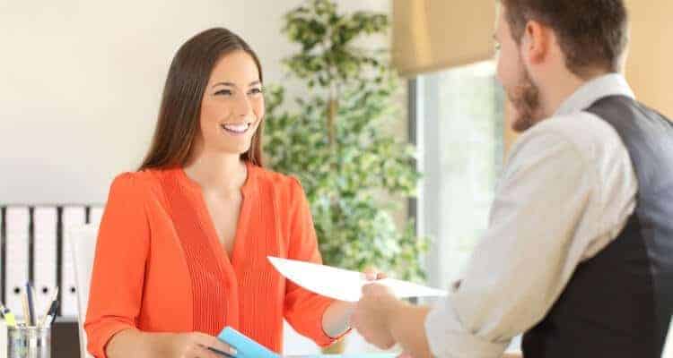 10 Nursing Interview Questions to Ask the Interviewer or Your Future Employer