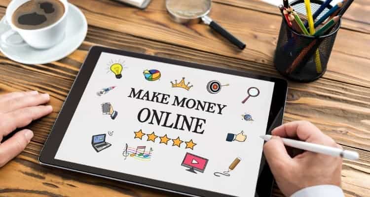 10 Legit Ways You Can Make Extra Money Online as a Nurse