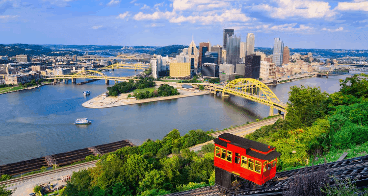 Skyscraper view of Pittsburgh, Pennsylvania