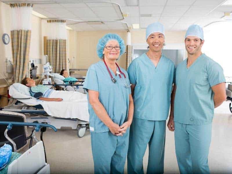 nurses working in post operative unit