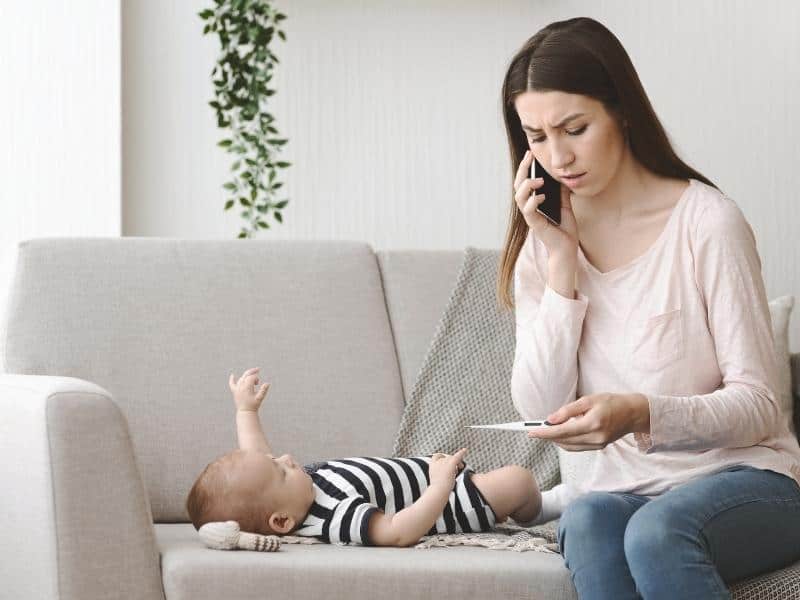 Article Image - Worried mother calling to doctor asking for advice